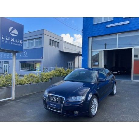 AUDI A3 1.6 FSI 